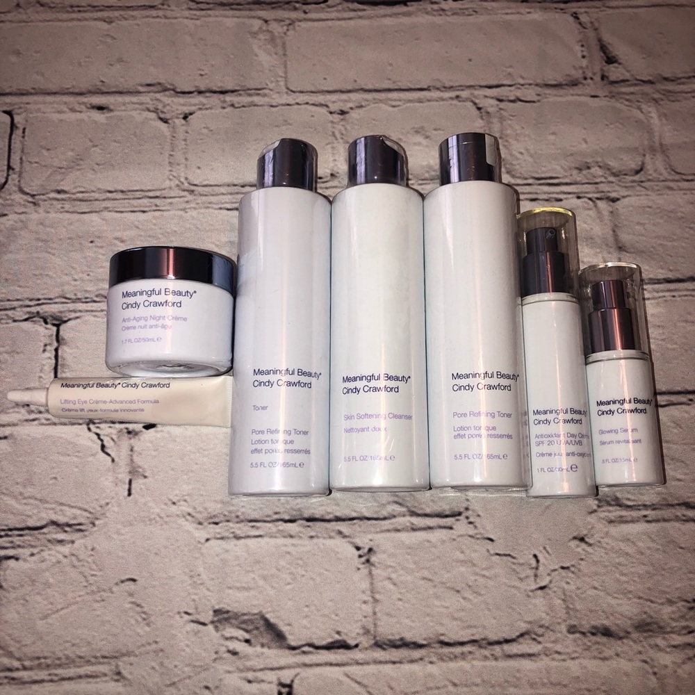 7 piece Cindy Crawford Meaningful Beauty
